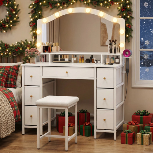 Dressing table with - stool, set
