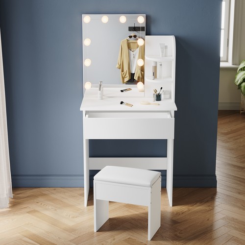 Modern white vanity dressing - modern,