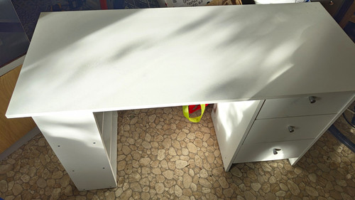 White computer desk - white,