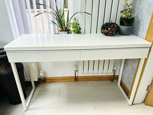 White gloss computer desk - gloss, with