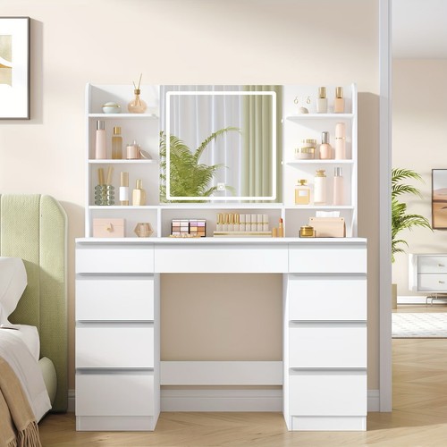 White dressing table with - dressing, led